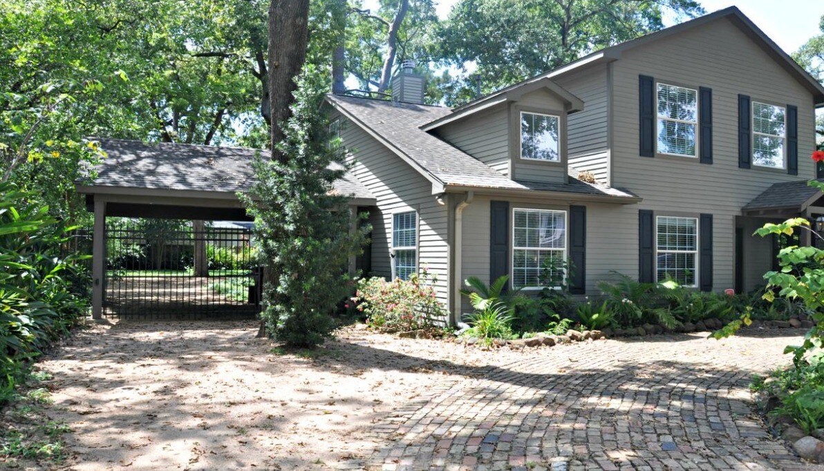 1509 Whispering Pines Dr, Houston, TX 77055