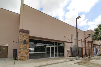 2401 S Shary Rd, Mission, TX for lease Building Photo- Image 1 of 3