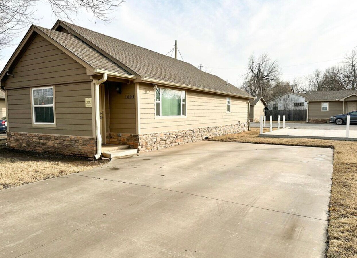 1600 NW Lindy Ave, Lawton, OK 73507