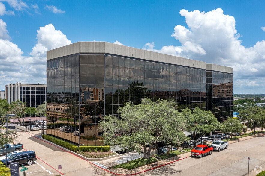 10100 N Central Expy, Dallas, TX for lease - Building Photo - Image 2 of 30