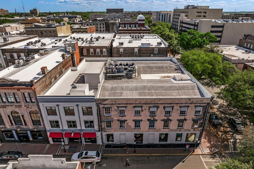 38 Montgomery St, Savannah, GA for sale - Building Photo - Image 2 of 19