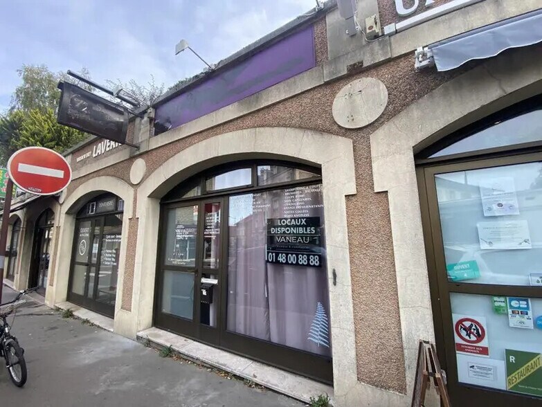 Retail in Versailles for lease - Building Photo - Image 1 of 6