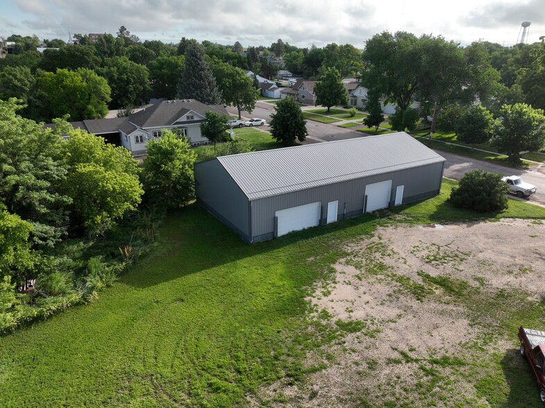 18 N 1st St, Hay Springs, NE for sale - Aerial - Image 3 of 17