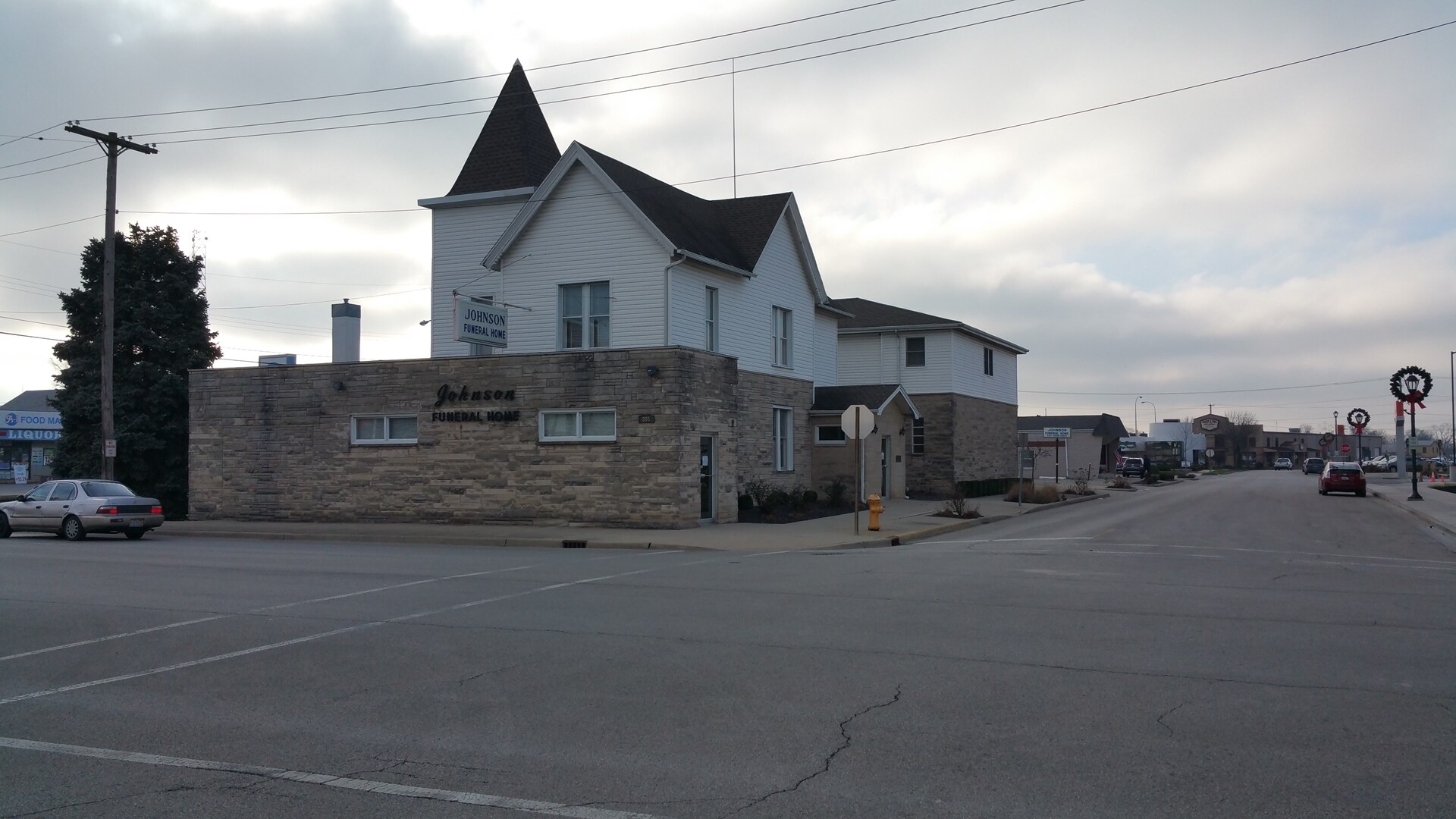 201 S 4th St, Effingham, IL for sale Primary Photo- Image 1 of 1