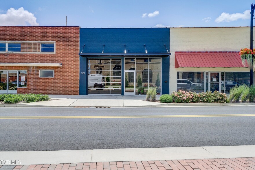 331 W Walnut St, Johnson City, TN for sale - Building Photo - Image 2 of 25