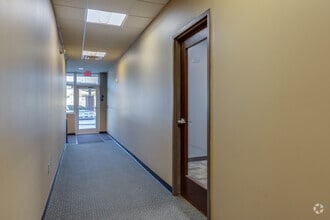 11600 Broadway Extension, Oklahoma City, OK for lease Interior Photo- Image 1 of 9