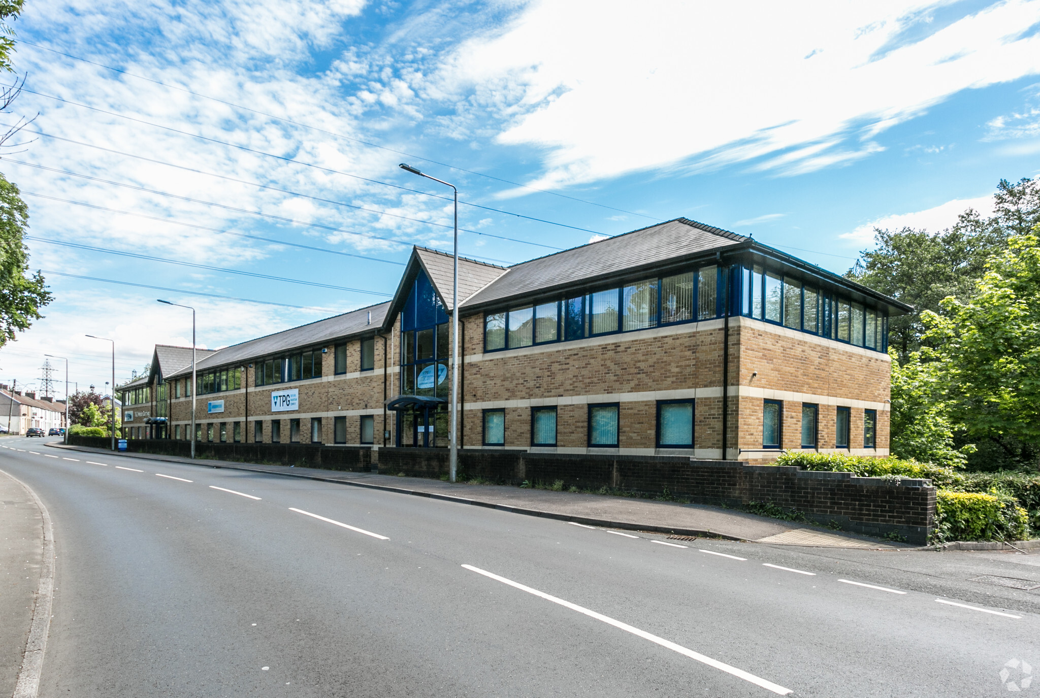 Cardiff Rd, Pontypridd for lease Primary Photo- Image 1 of 5