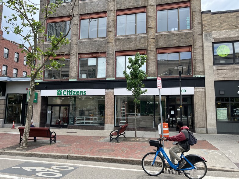 700 Massachusetts Ave, Cambridge, MA for sale - Building Photo - Image 1 of 1