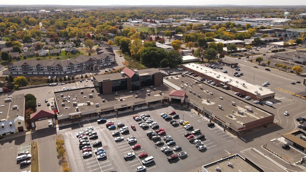 110 2nd St S, Saint Cloud, MN for lease - Building Photo - Image 1 of 10