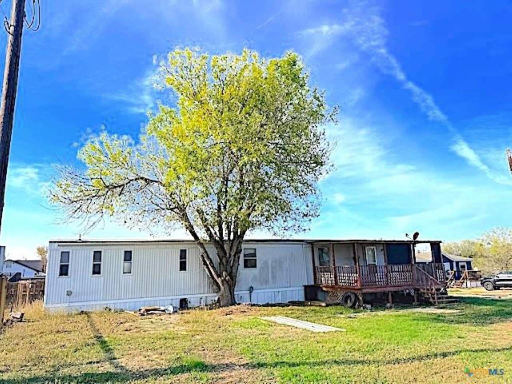 135 Creekway Ln, Seguin, TX for sale Primary Photo- Image 1 of 6