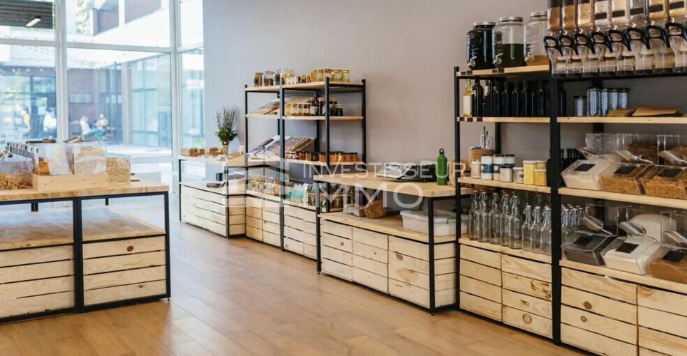 Retail in Aulnoy-lez-Valenciennes for lease - Interior Photo - Image 1 of 4