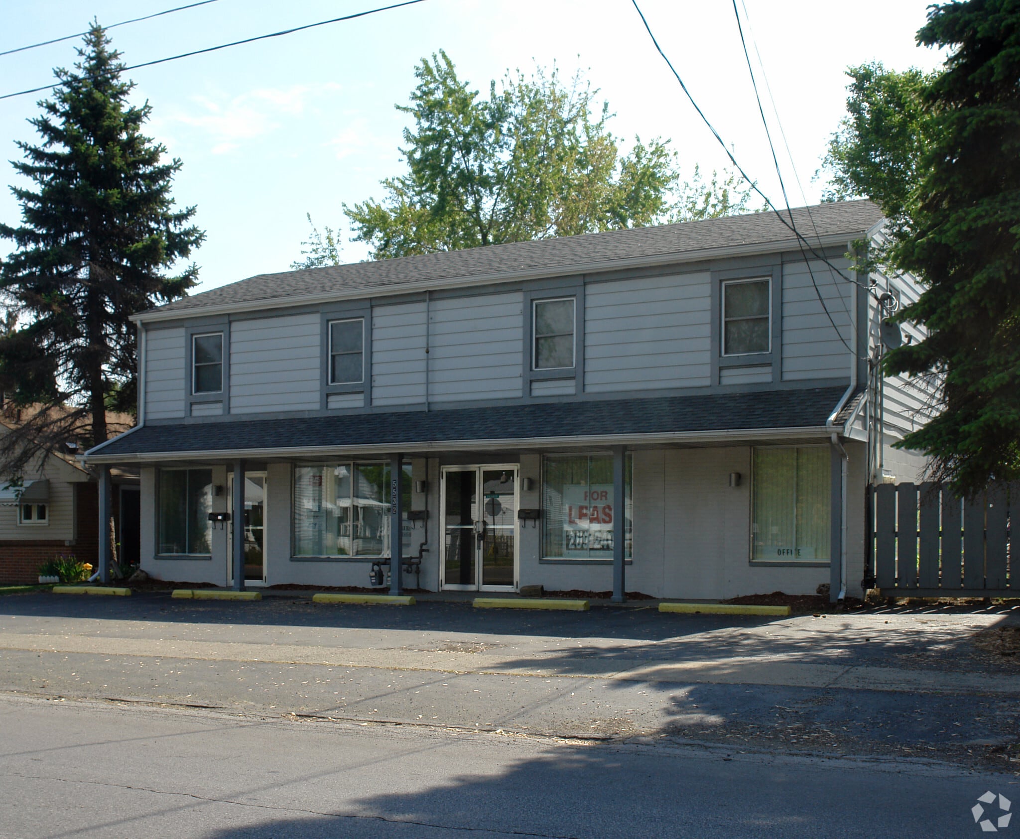 5532 Douglas Rd, Toledo, OH for lease Primary Photo- Image 1 of 3