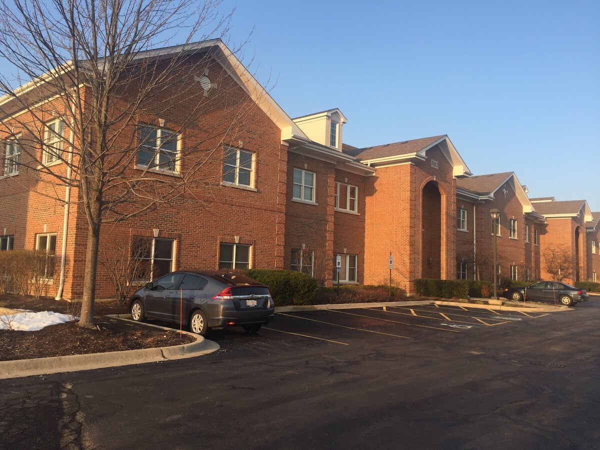 14011411 McHenry Rd, Buffalo Grove, IL 60089