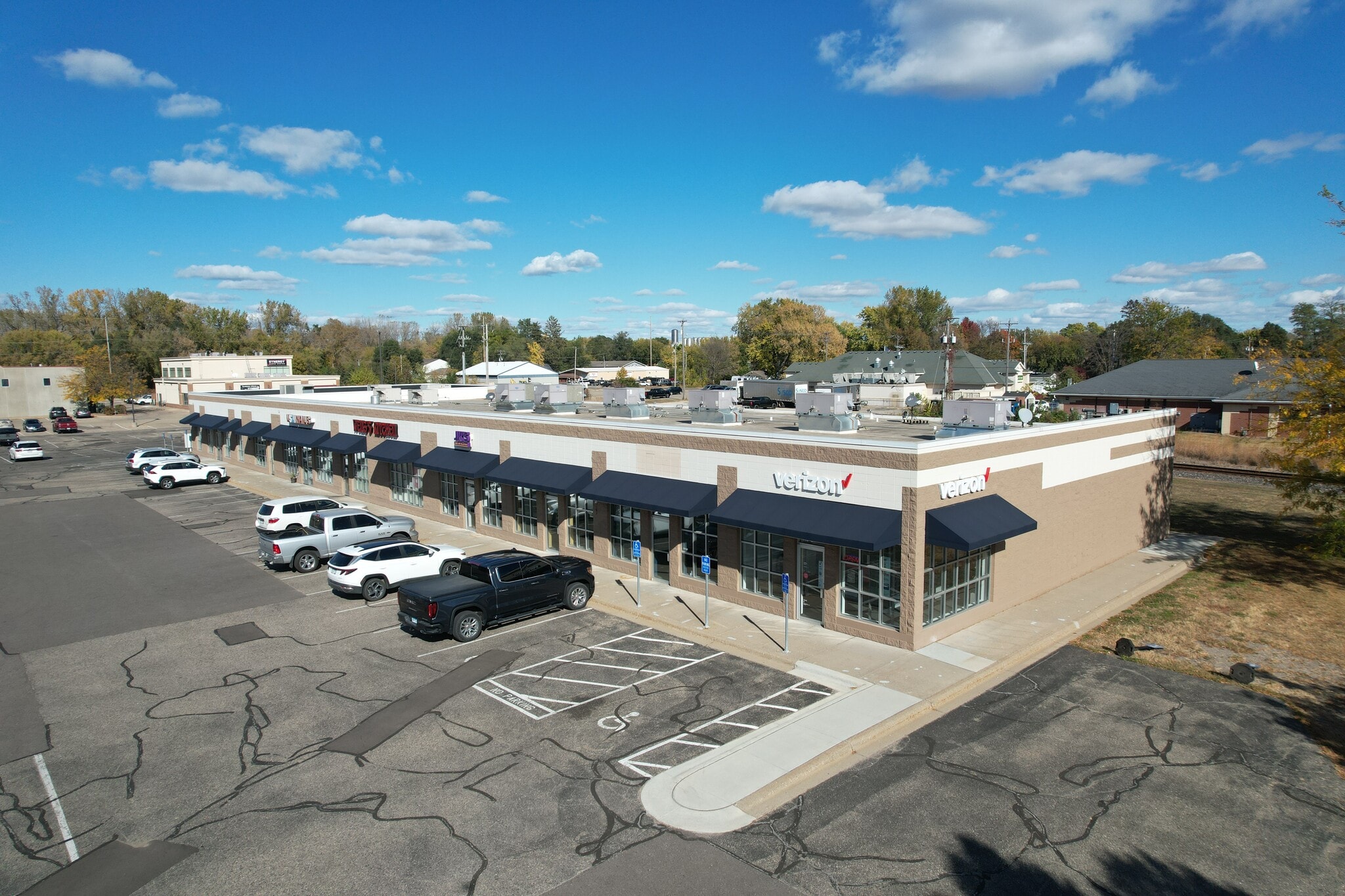 115 Elm St, Farmington, MN for lease Building Photo- Image 1 of 3