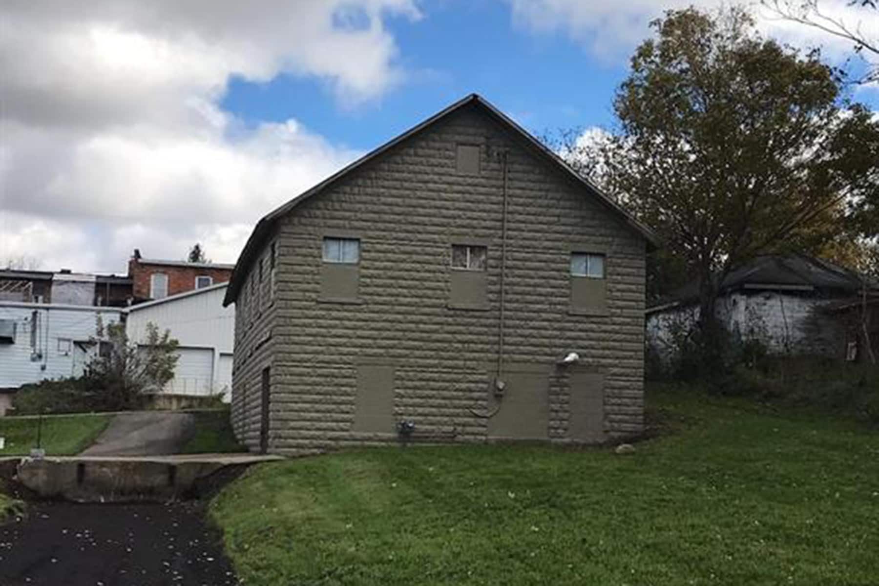 114 Henrietta St, Munith, MI for sale Building Photo- Image 1 of 1