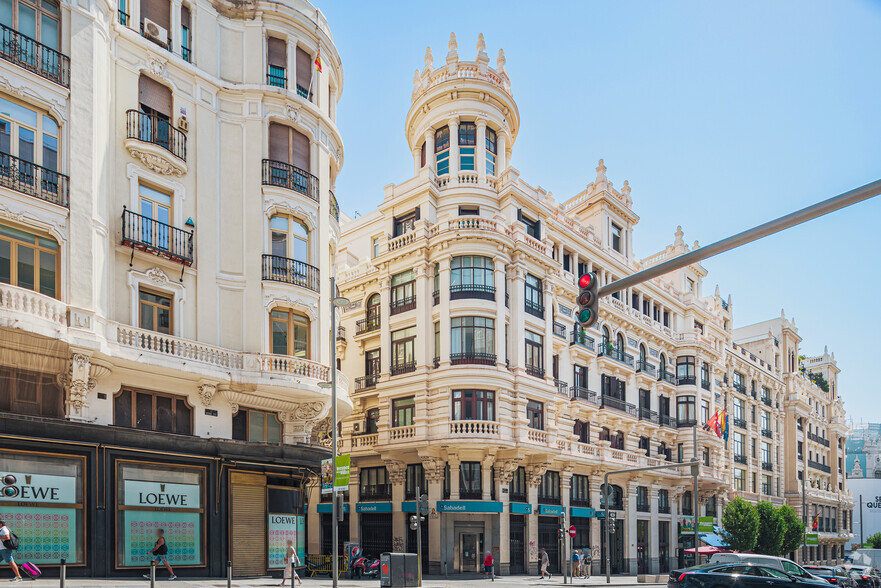 Calle Gran Vía, 6, Madrid, Madrid for lease - Building Photo - Image 2 of 4