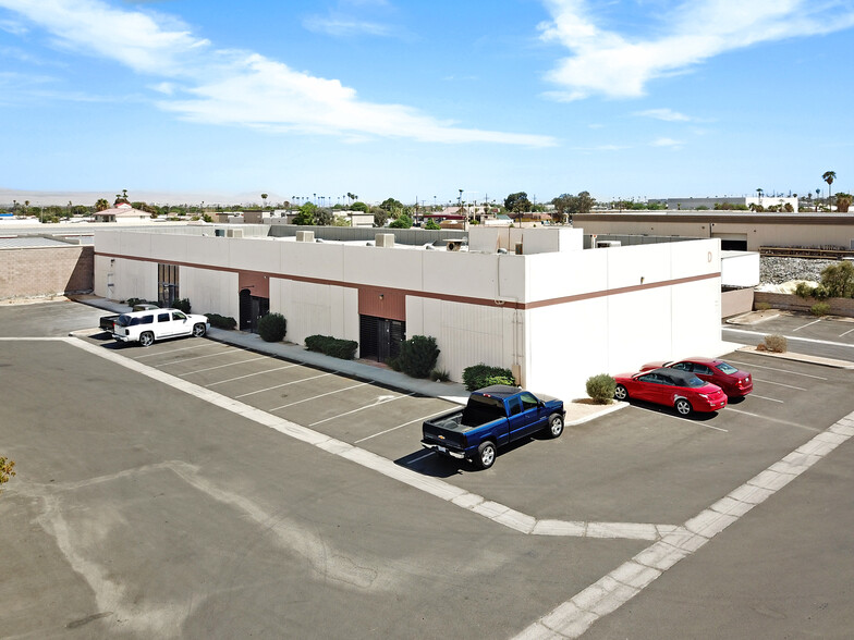 81824 Trader Pl, Indio, CA for lease - Building Photo - Image 1 of 2