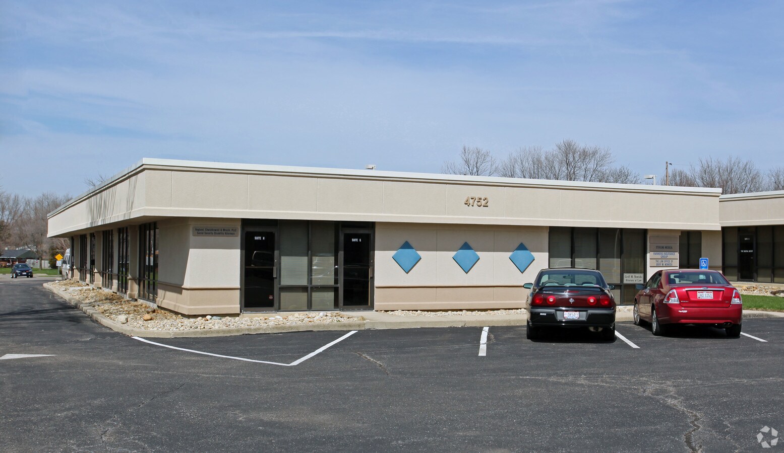 4752 Fishburg Rd, Huber Heights, OH 45424