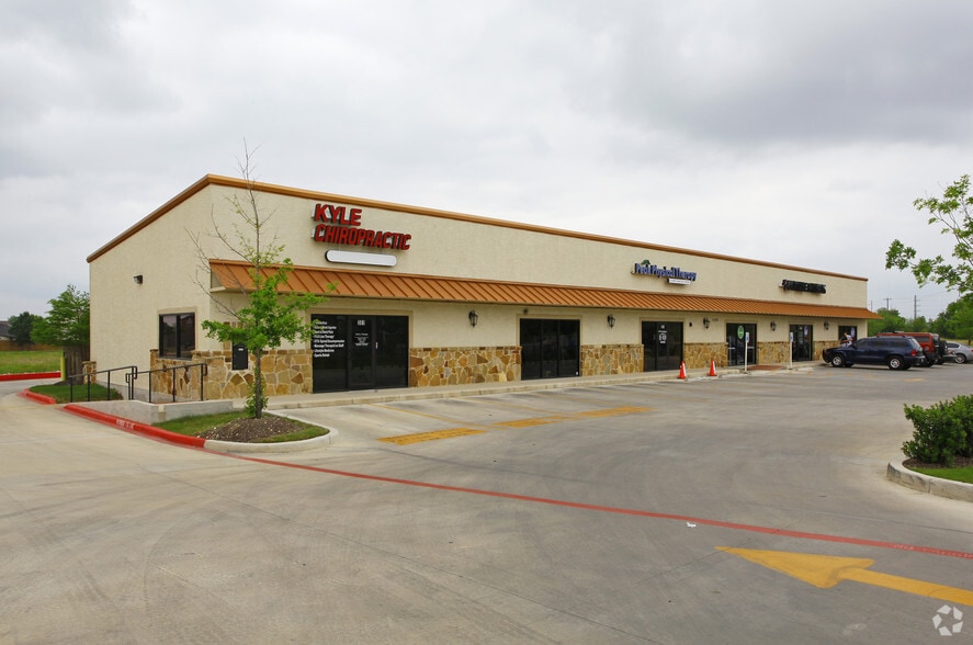 21195 Interstate 35, Kyle, TX for sale - Primary Photo - Image 1 of 1