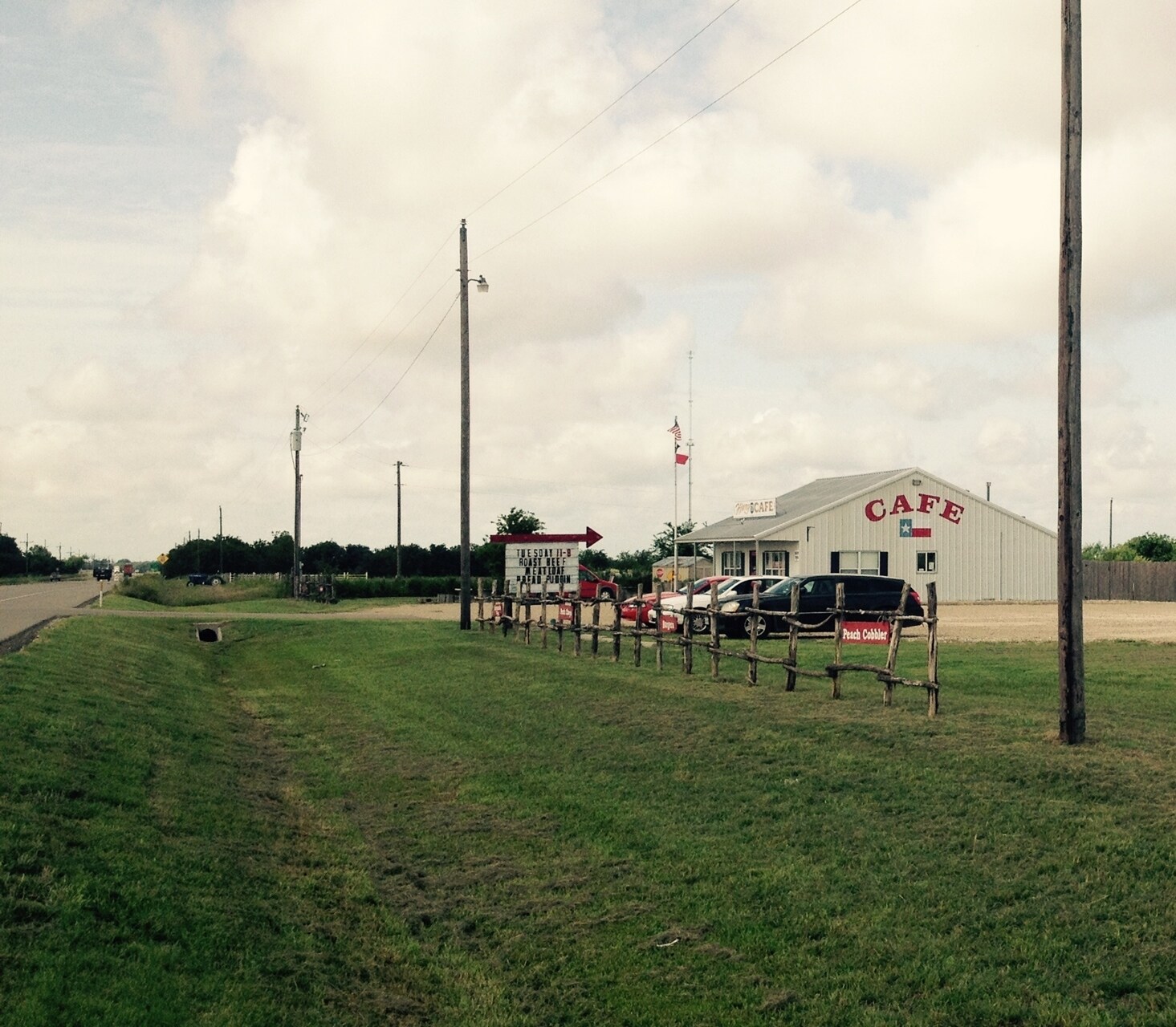 1101 US Highway 77, Rosebud, TX for sale Primary Photo- Image 1 of 1