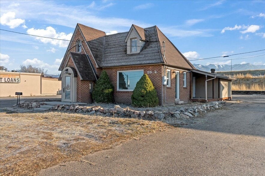 5982 S 1900 W, Roy, UT for sale - Building Photo - Image 3 of 25