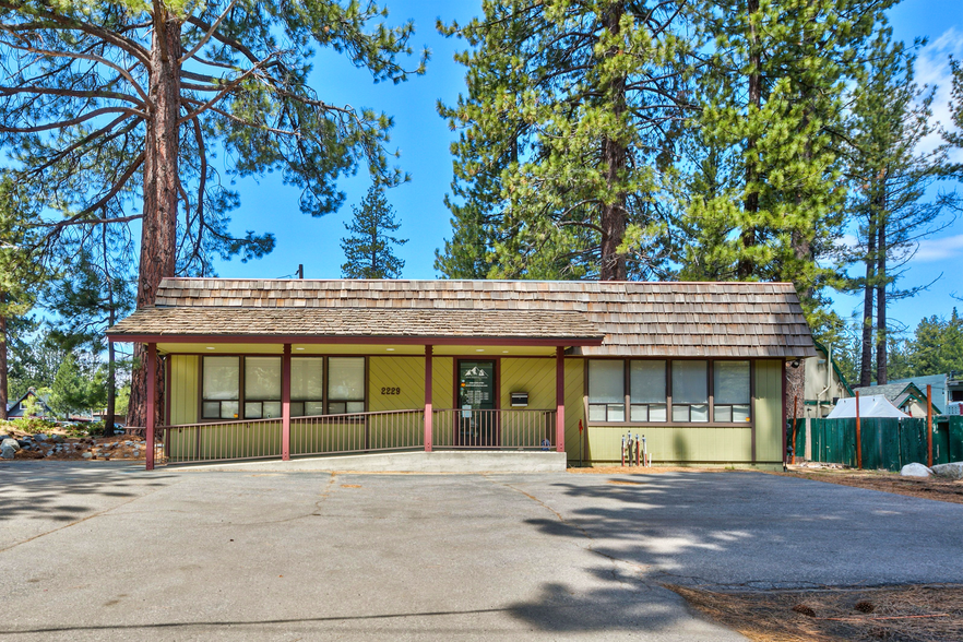 2229 Barton Ave, South Lake Tahoe, CA for sale - Building Photo - Image 1 of 11