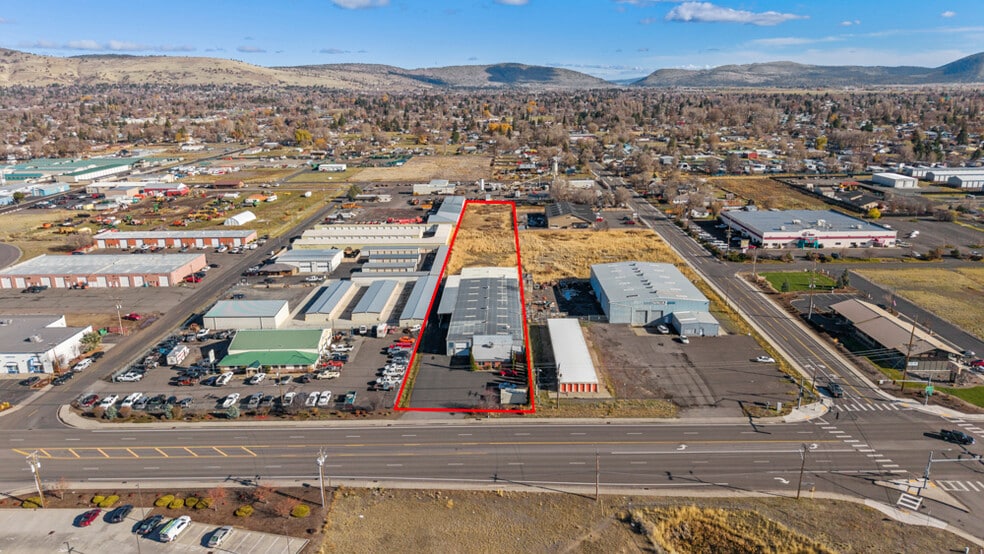 3735 Washburn Way, Klamath Falls, OR for sale - Building Photo - Image 2 of 50