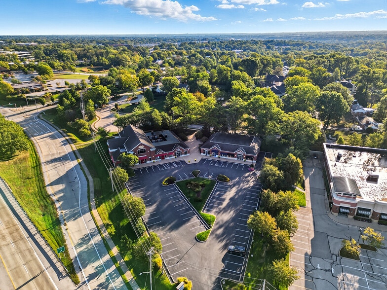 1550-1590 Clarkson Rd, Chesterfield, MO for lease - Aerial - Image 2 of 4