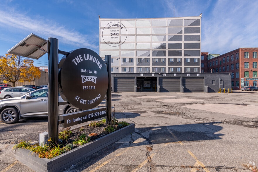 1 Chestnut St, Nashua, NH for lease - Building Photo - Image 3 of 14