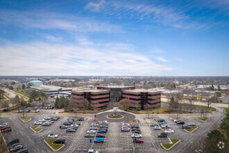 3 Hawthorn Pky, Vernon Hills, IL - aerial  map view