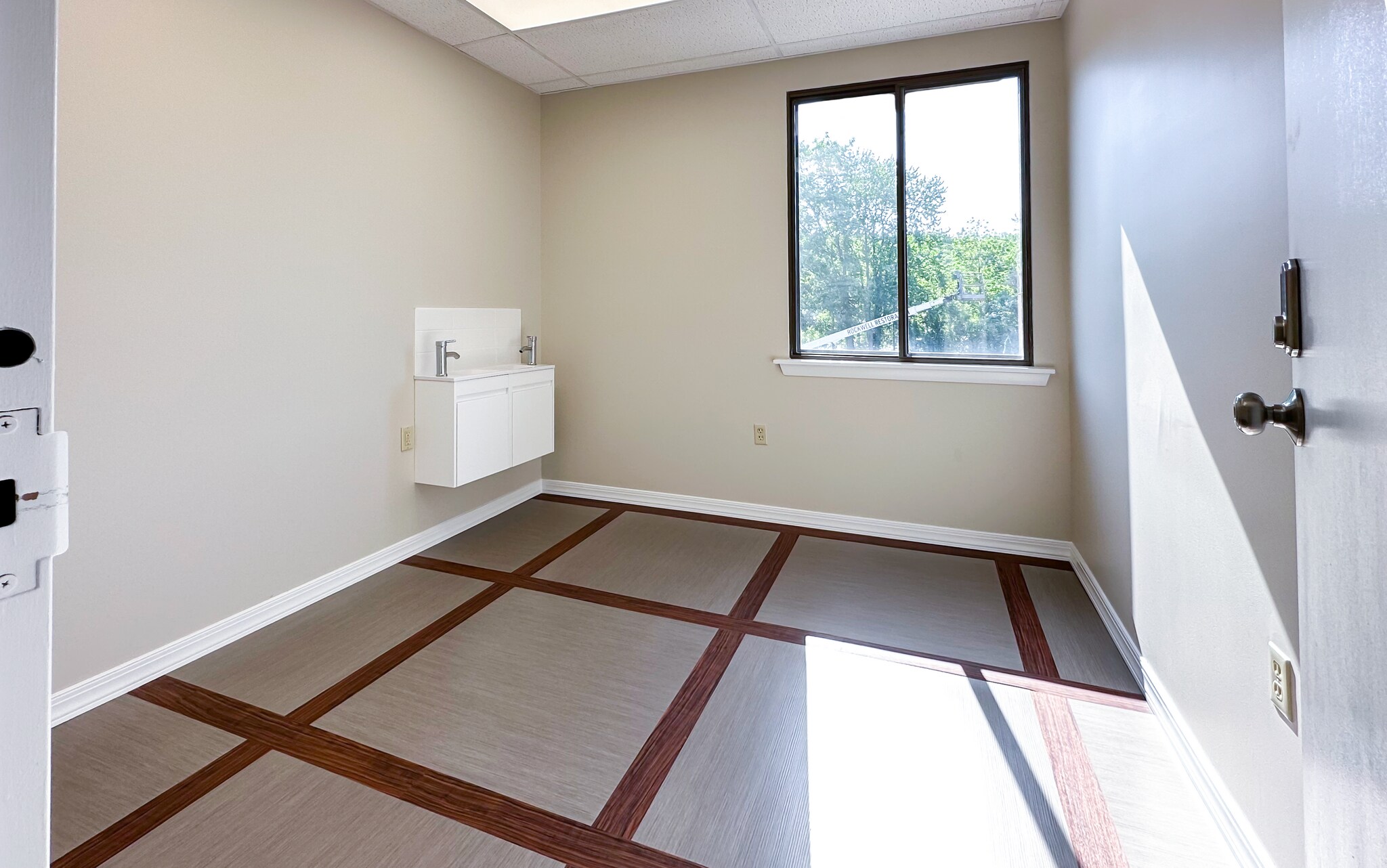 210 Pomeroy Ave, Meriden, CT 06450 - Prestige Office Park | LoopNet
