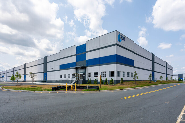 More details for Tremley Point Rd, Linden, NJ - Industrial for Lease