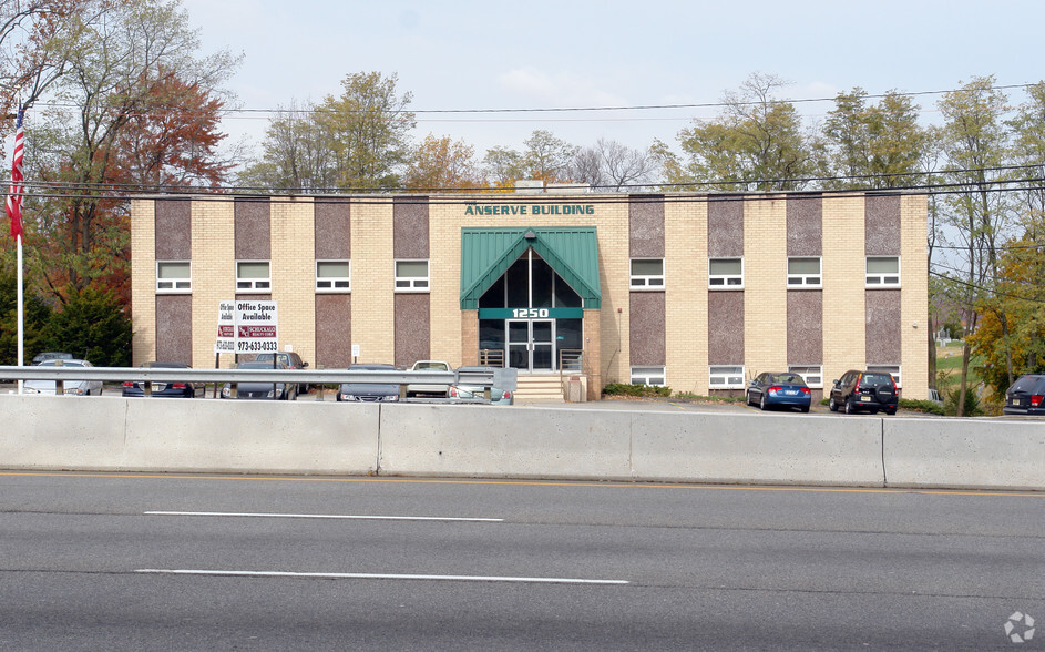 1250 State Route 23, Butler, NJ for lease - Primary Photo - Image 1 of 4