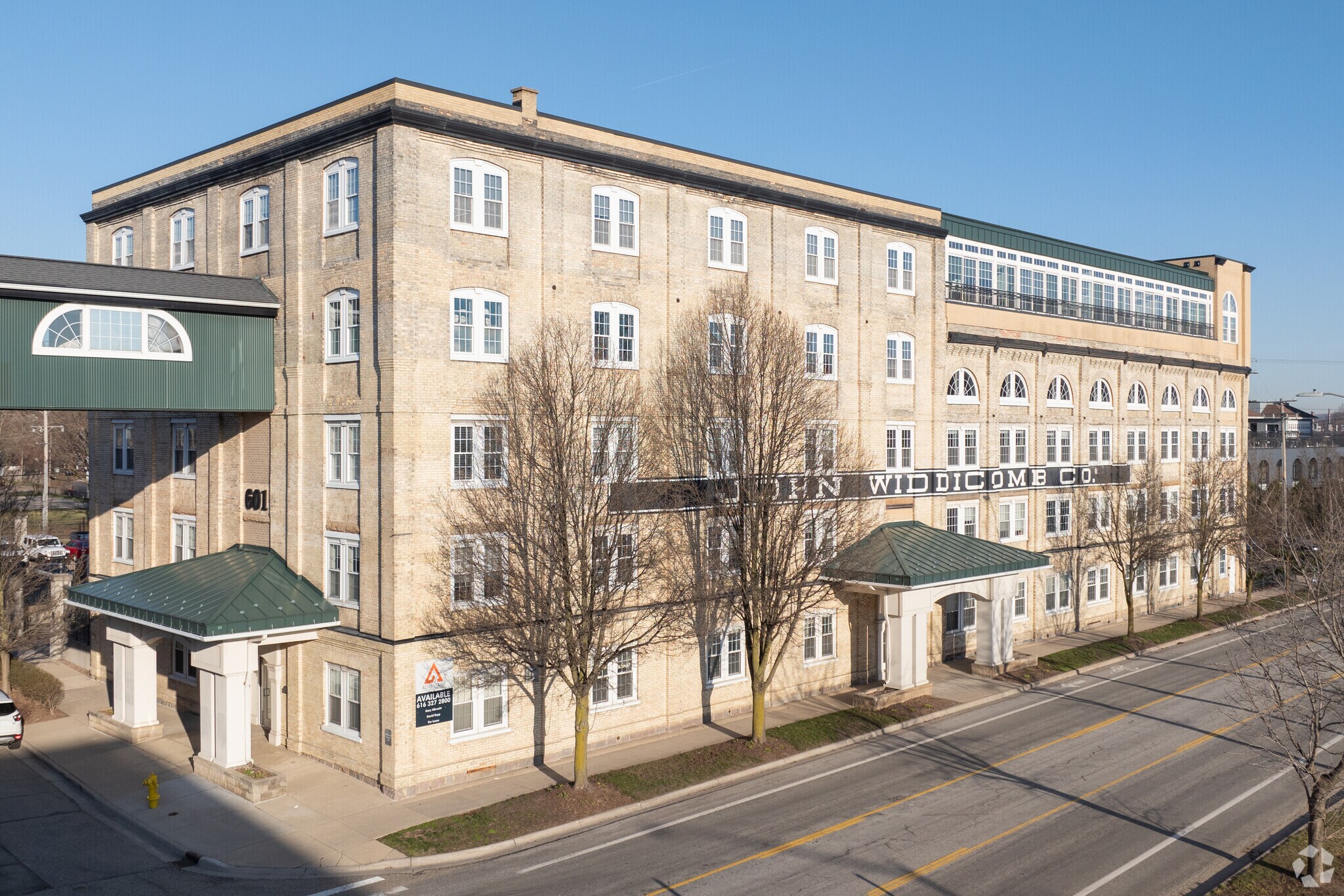 601 5th St NW, Grand Rapids, MI for sale Primary Photo- Image 1 of 1