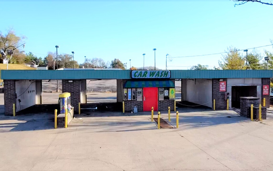 117 Cedar St, Bonner Springs, KS 66012