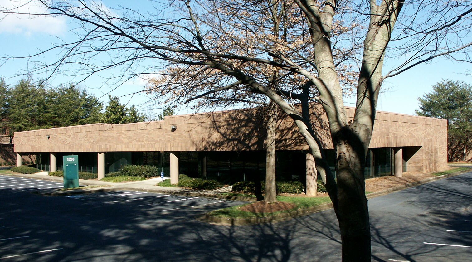 1283 Kennestone Cir, Marietta, GA for sale Building Photo- Image 1 of 1