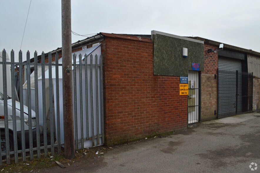 Sapcote Rd, Hinckley, LE10 2AU