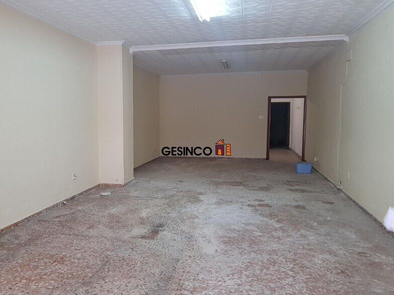 Retail in Ontinyent, Valencia for sale - Building Photo - Image 3 of 4