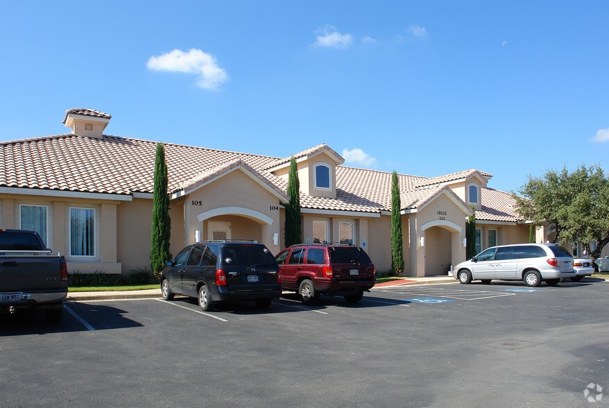 19222 Stonehue, San Antonio, TX for lease - Building Photo - Image 1 of 10