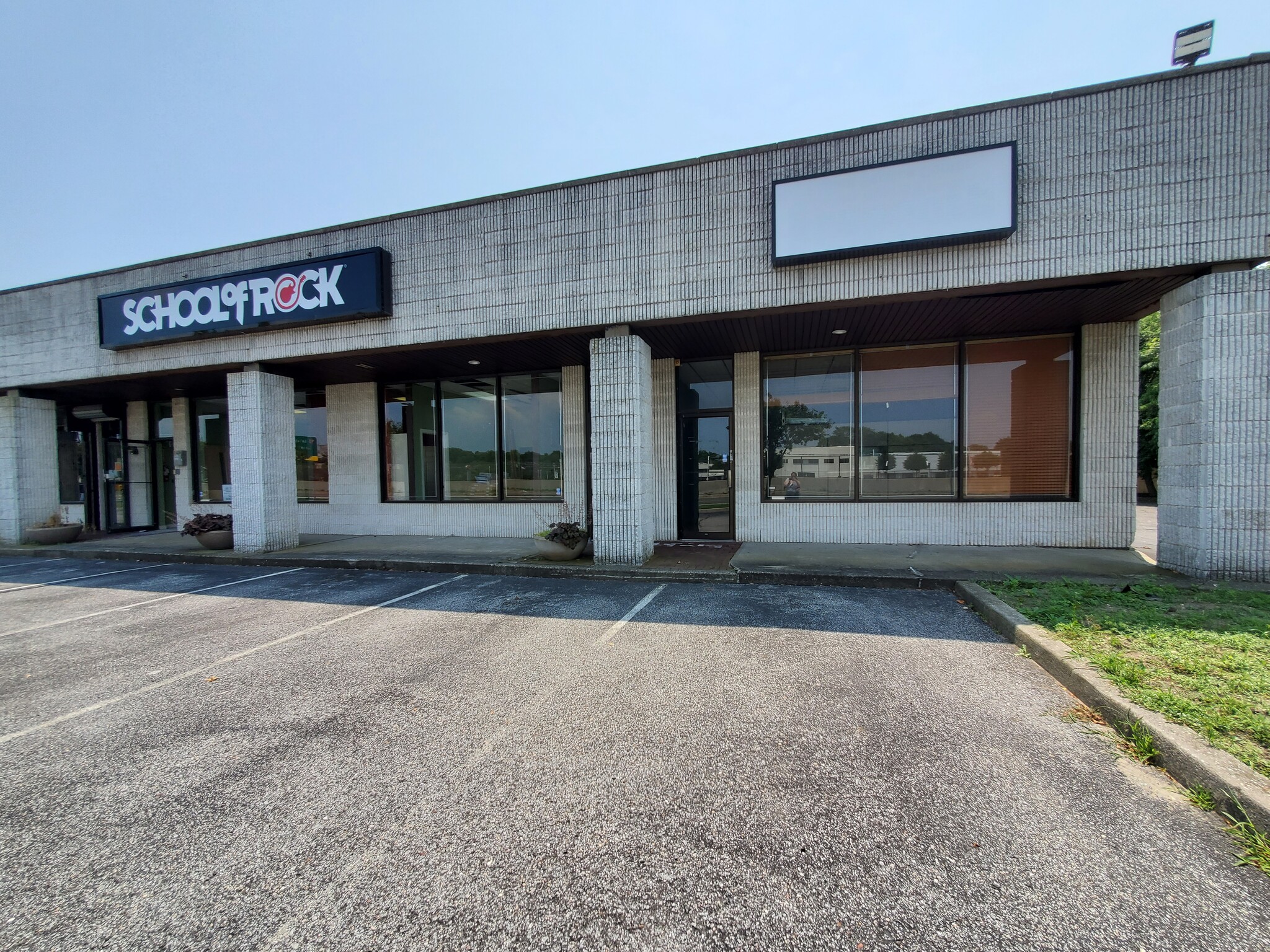 4830-4848 Sunrise Hwy, Sayville, NY for lease Building Photo- Image 1 of 7