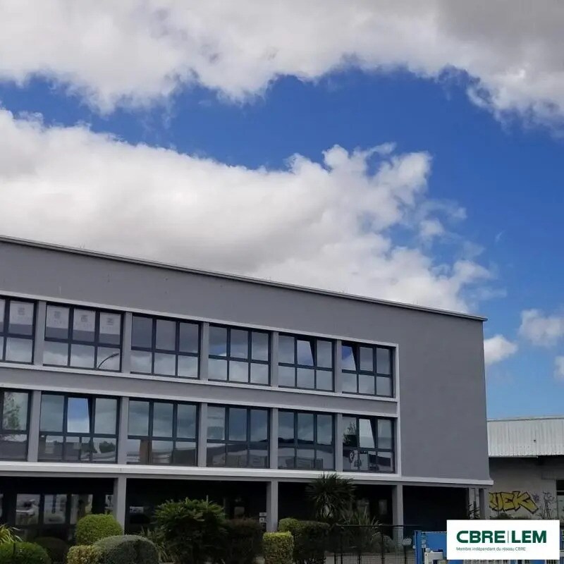 Office in Caen for lease Building Photo- Image 1 of 8