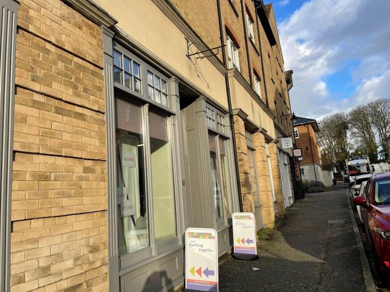 8-10 Lower Blakemere Rd, Dorchester for lease - Building Photo - Image 2 of 3