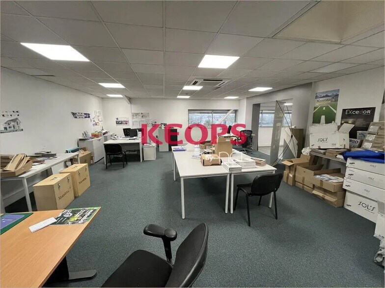 Flex in Toulouse for lease - Interior Photo - Image 3 of 8
