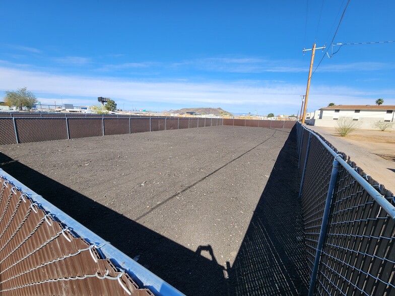 21407 N 24th Ave, Phoenix, AZ for lease - Building Photo - Image 1 of 16