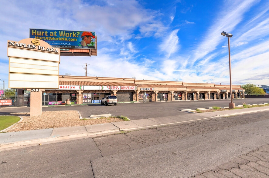 700 E Naples Dr, Las Vegas, NV for lease - Building Photo - Image 2 of 5