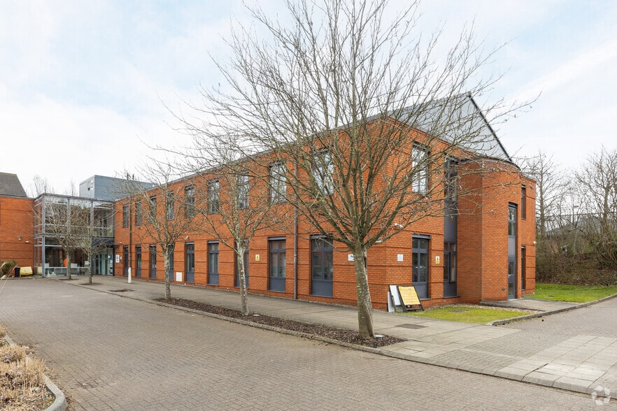 26 Kings Hill Ave, West Malling for lease - Building Photo - Image 1 of 3