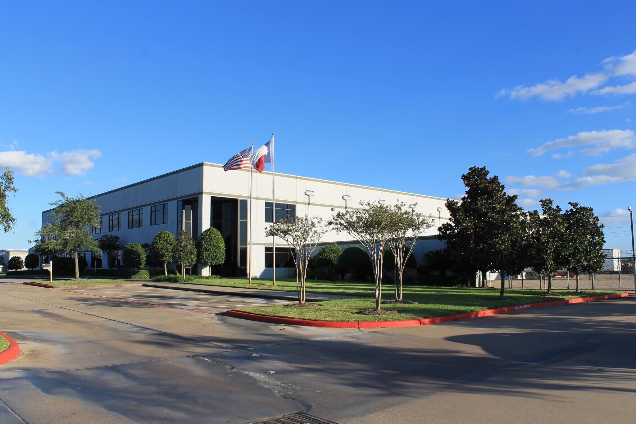 3250 S Sam Houston Pky E, Houston, TX for sale Primary Photo- Image 1 of 1