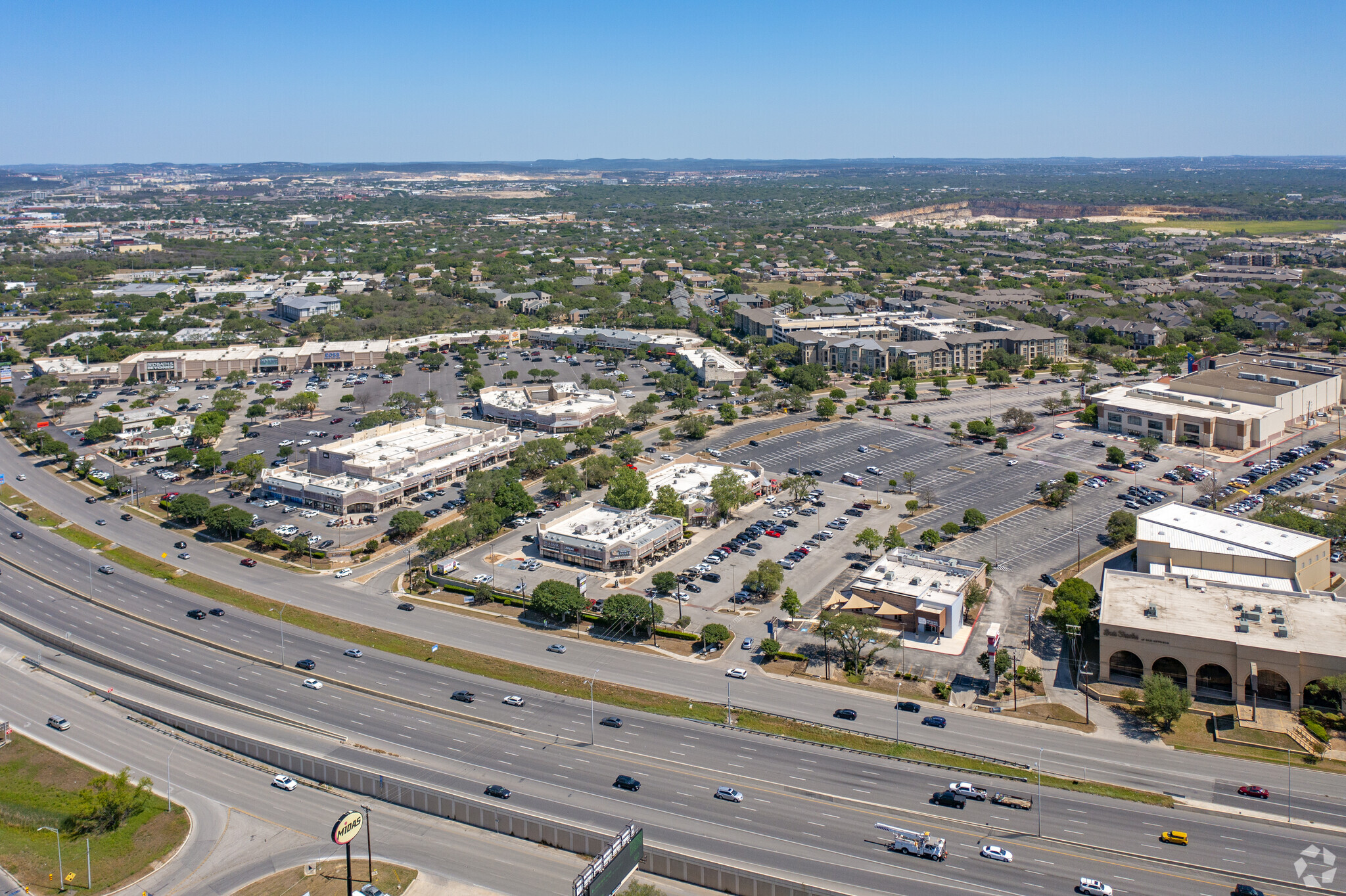 11745-6 W IH-10, San Antonio, TX 78230 - Huebner Oaks Shopping Center ...