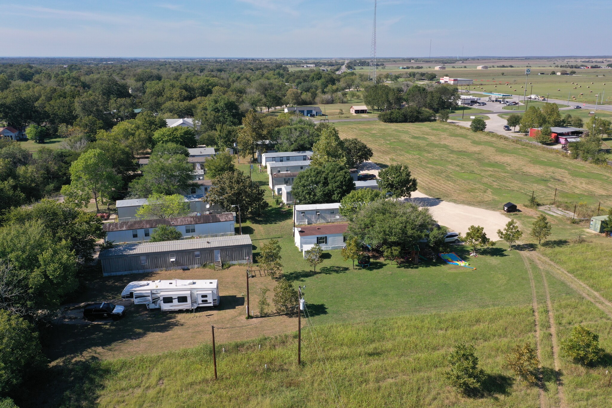 Fentress Star, Luling, TX for sale Primary Photo- Image 1 of 1