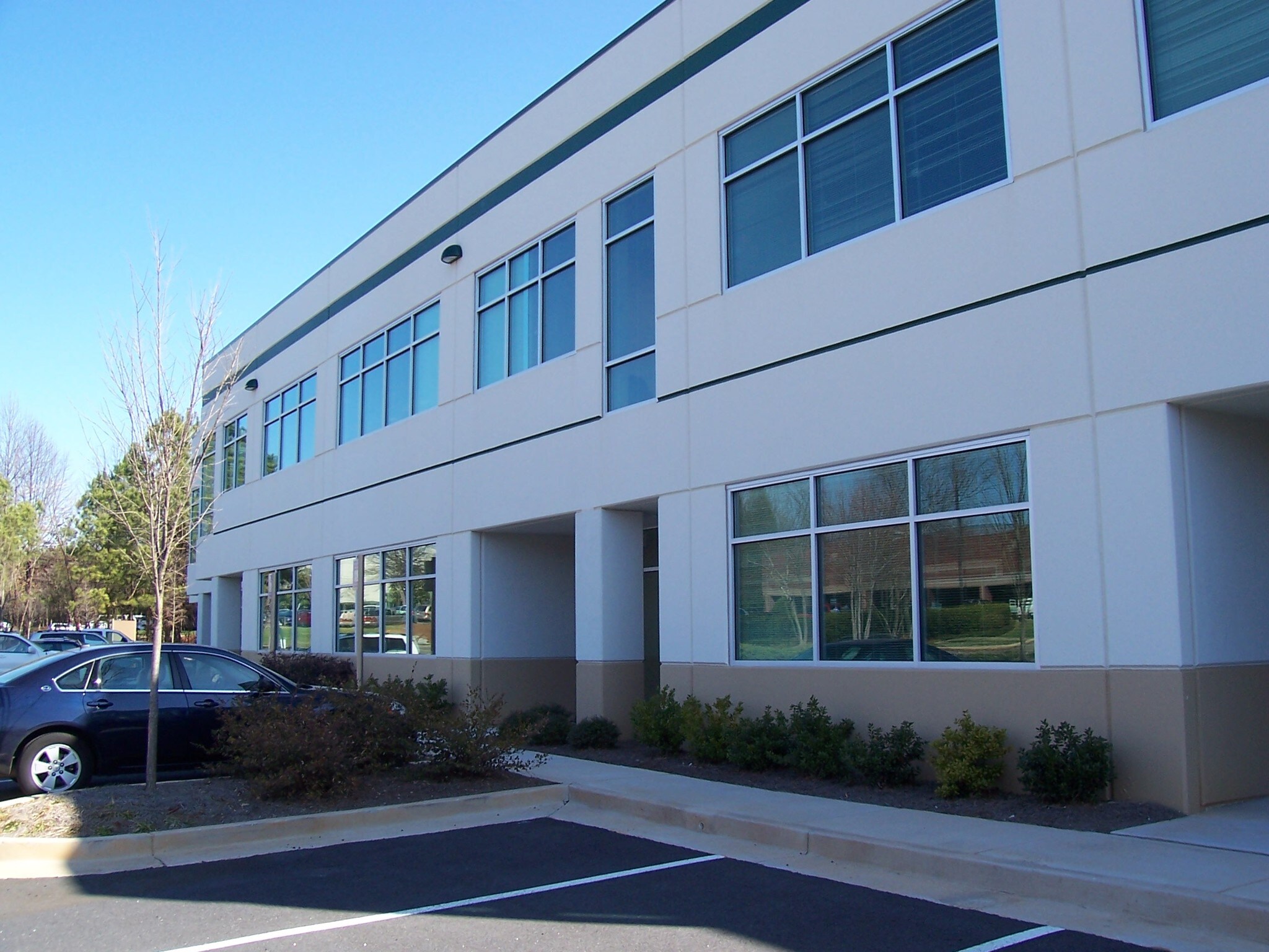 2125 Barrett Park Dr NW, Kennesaw, GA for lease Building Photo- Image 1 of 9